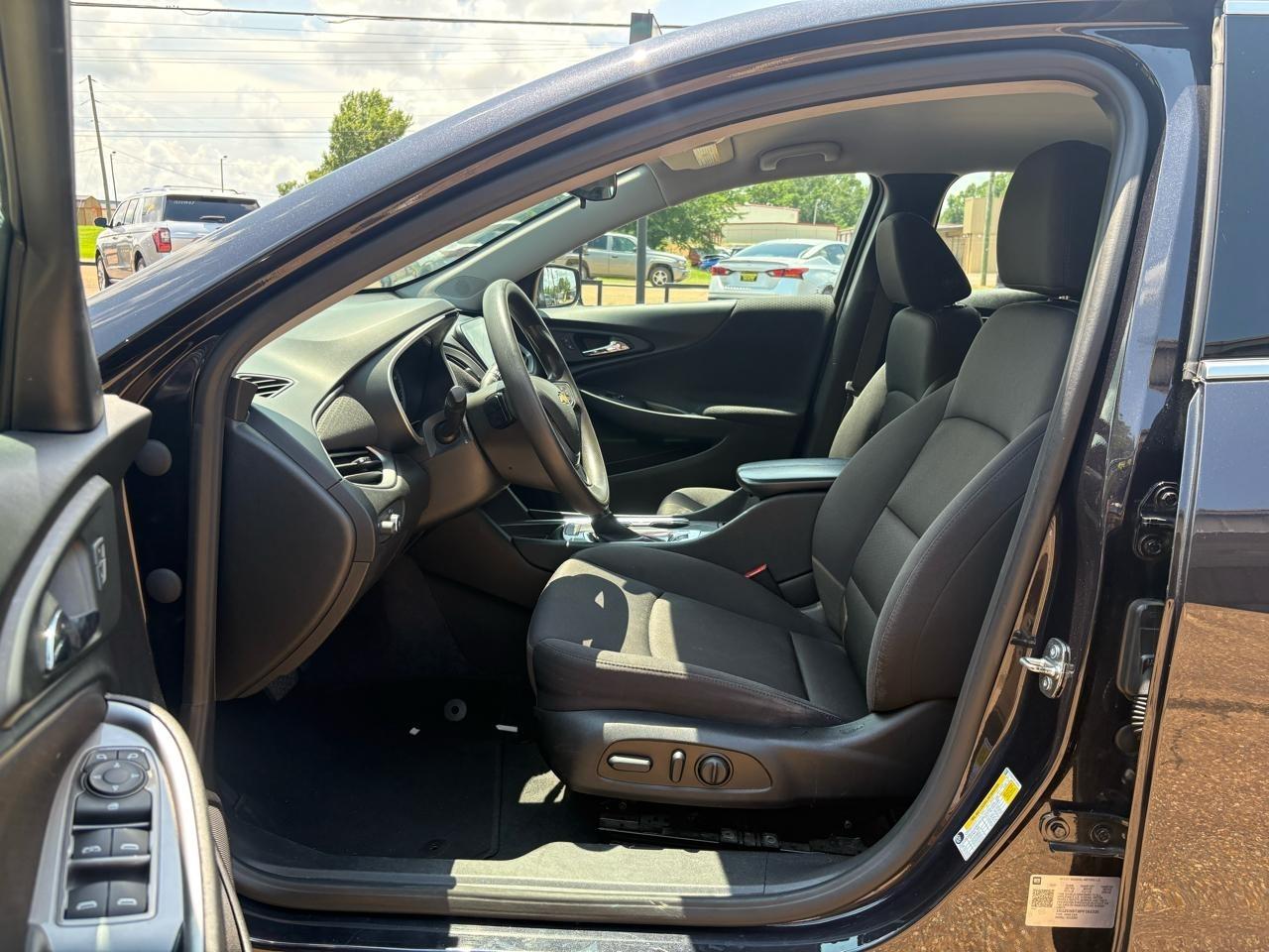 Chevrolet Malibu 4dr Sdn 1LT 2023