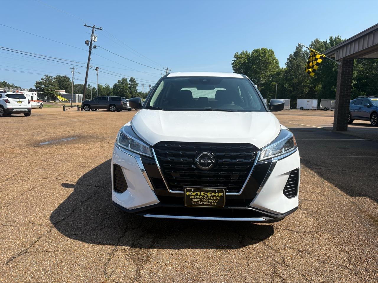 Nissan Kicks S FWD 2023