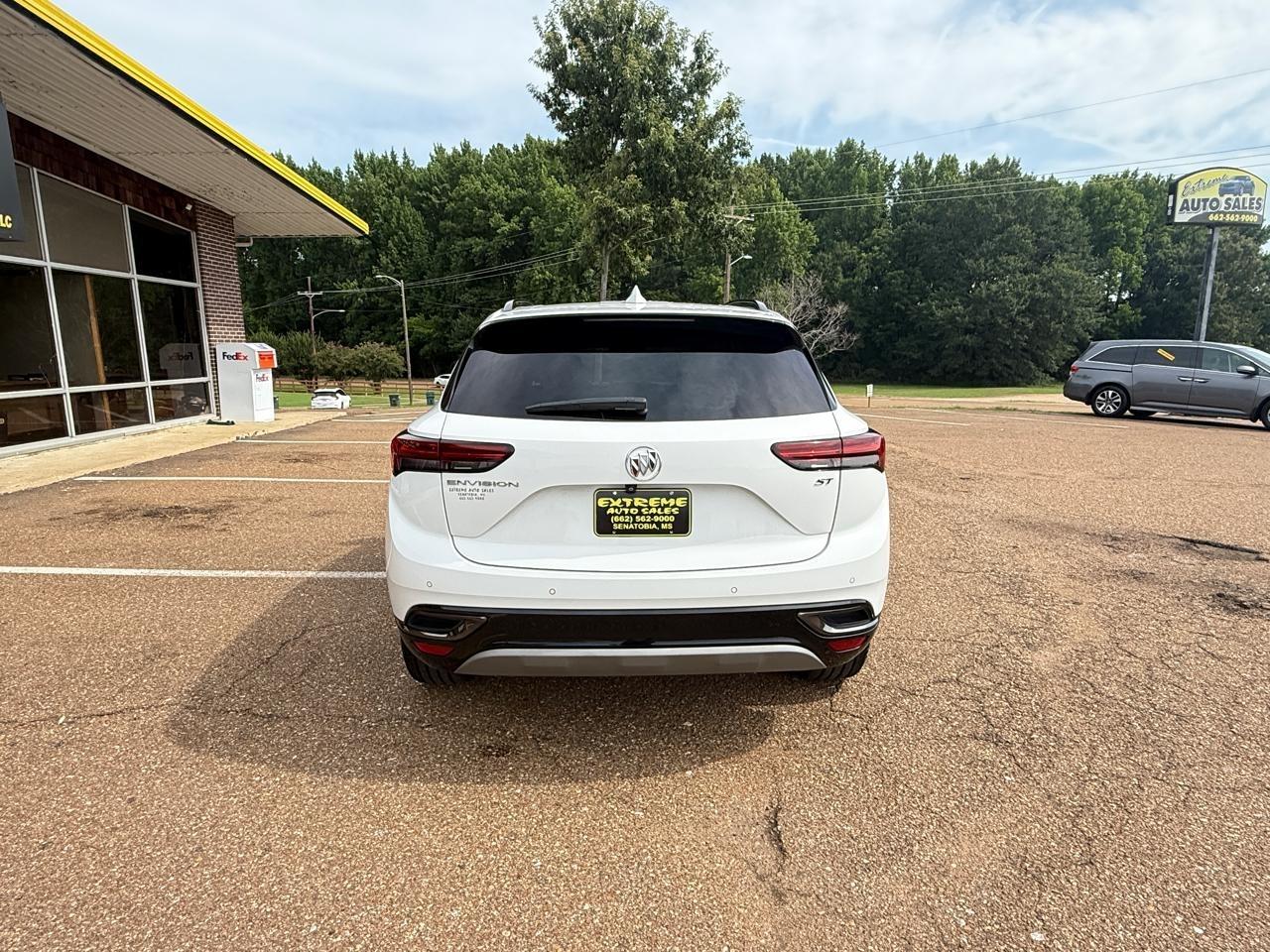 Buick Envision FWD 4dr Essence 2022