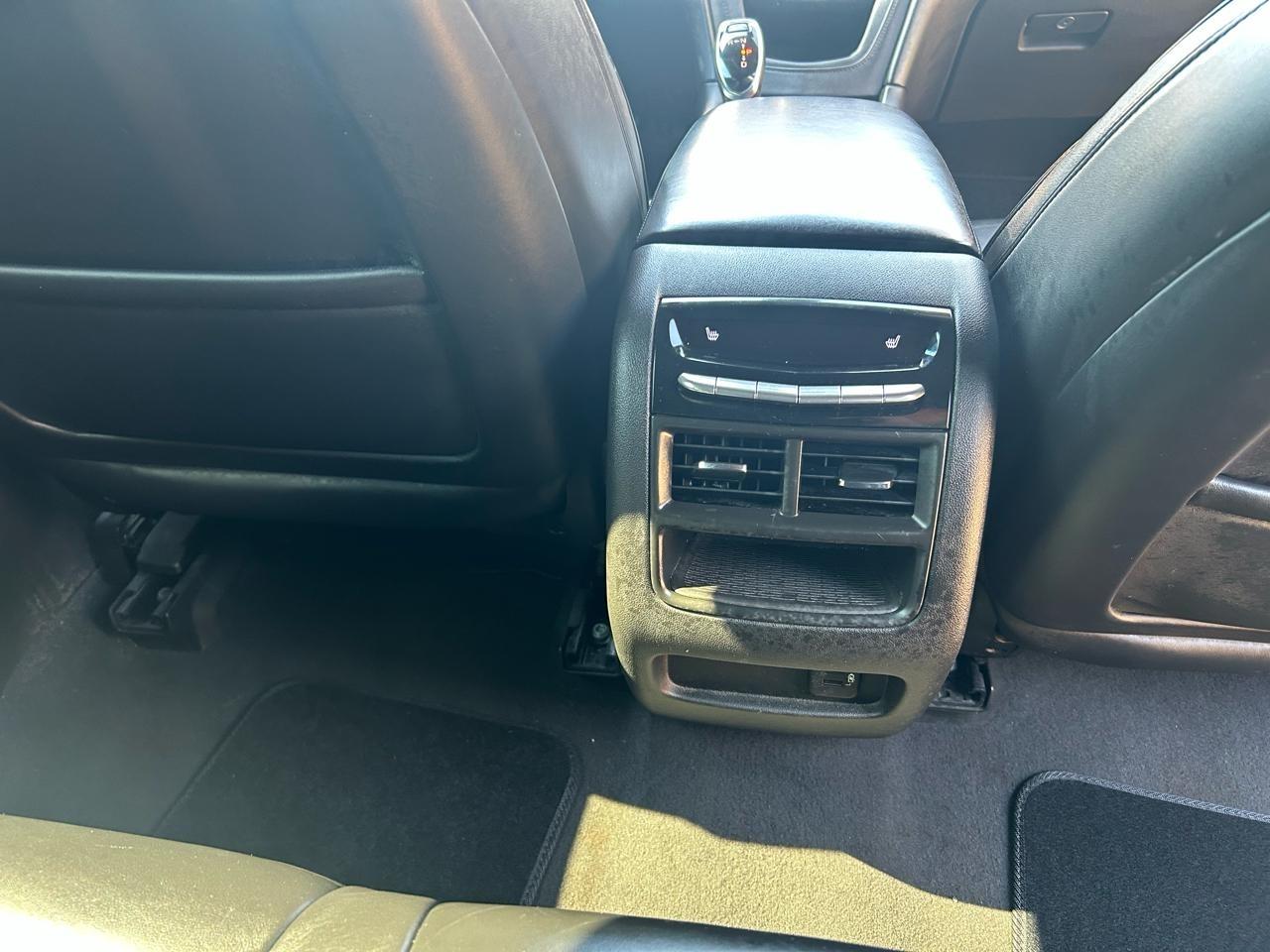 Cadillac XT5 AWD 4dr Platinum 2017