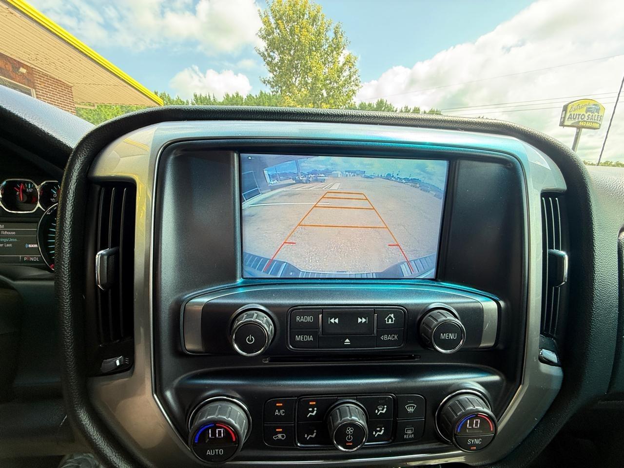 Chevrolet Silverado 1500 4WD Crew Cab 143.5" LT w/2LT 2017