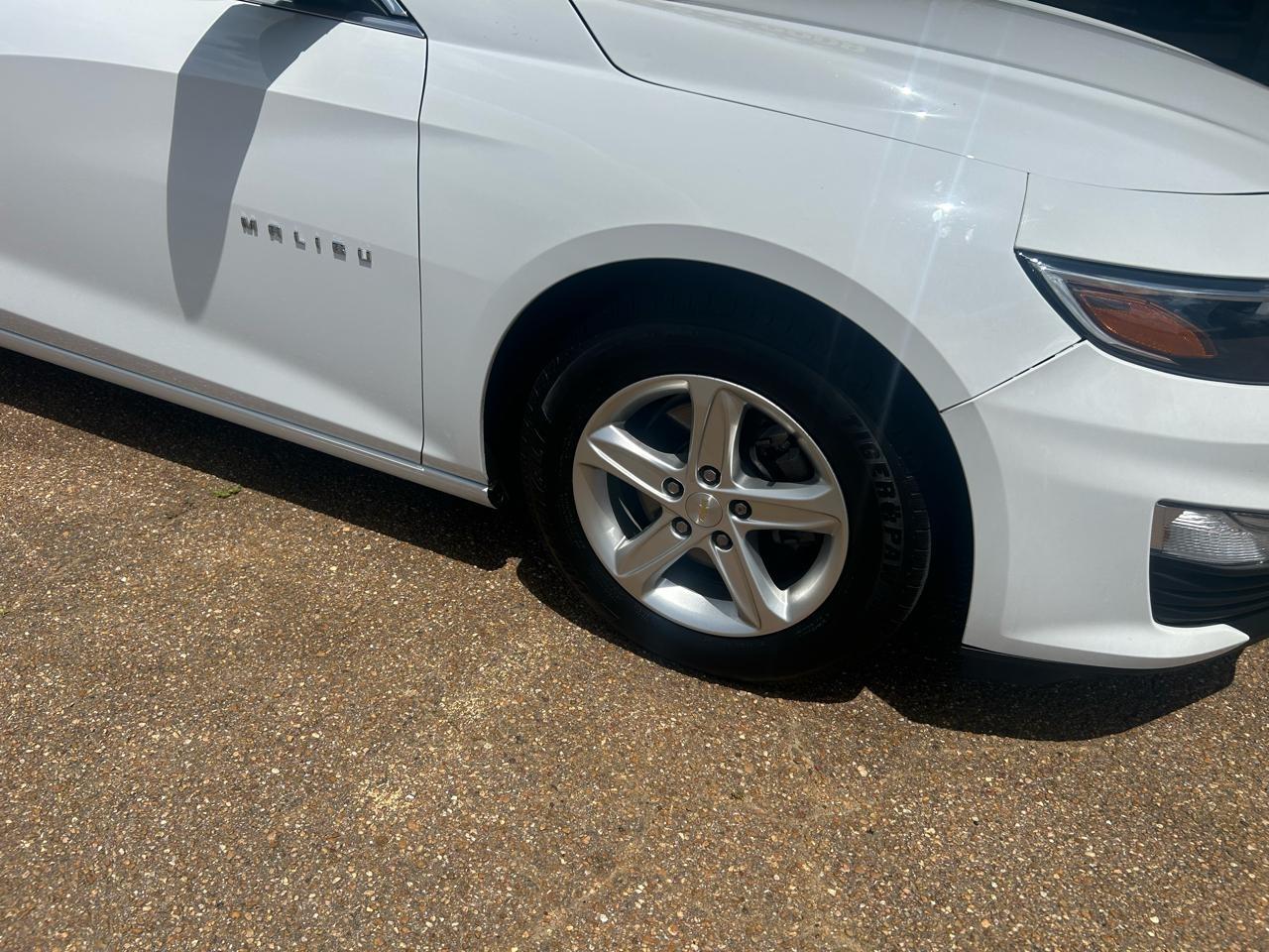 Chevrolet Malibu 4dr Sdn LS w/1FL 2021