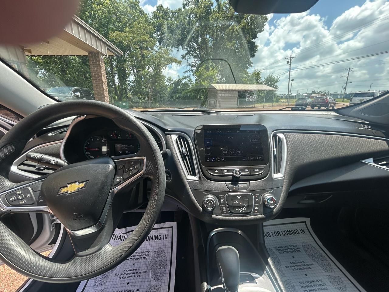 Chevrolet Malibu 4dr Sdn LS w/1FL 2021