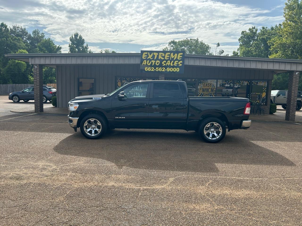2022 RAM 1500 Big Horn 4x4 Crew Cab 5'7" Box