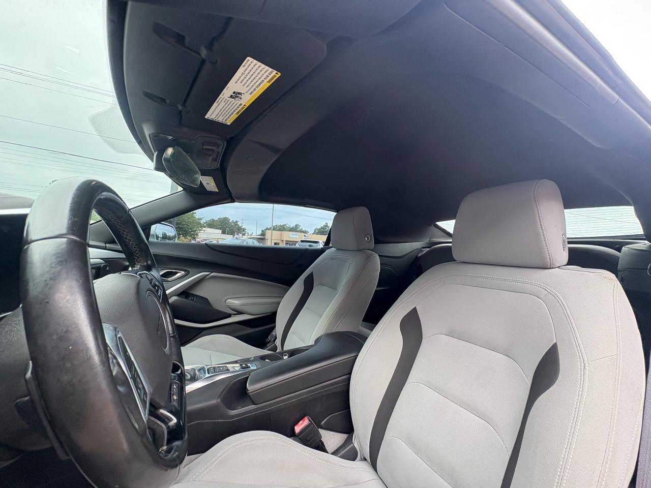 Chevrolet Camaro 2dr Conv 1LT 2017