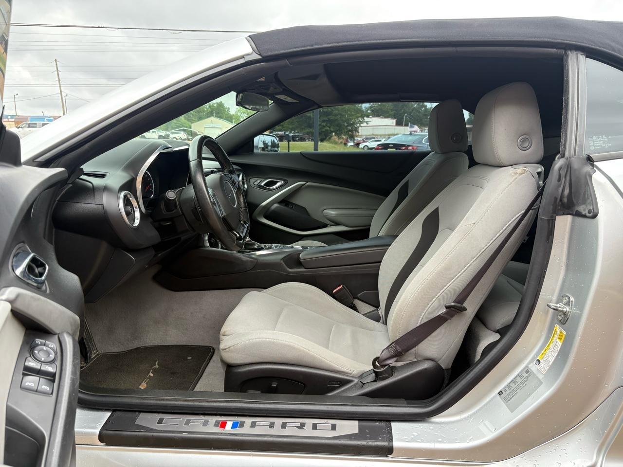Chevrolet Camaro 2dr Conv 1LT 2017