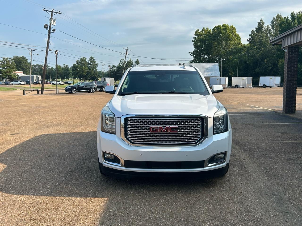 GMC Yukon 4WD 4dr Denali 2016