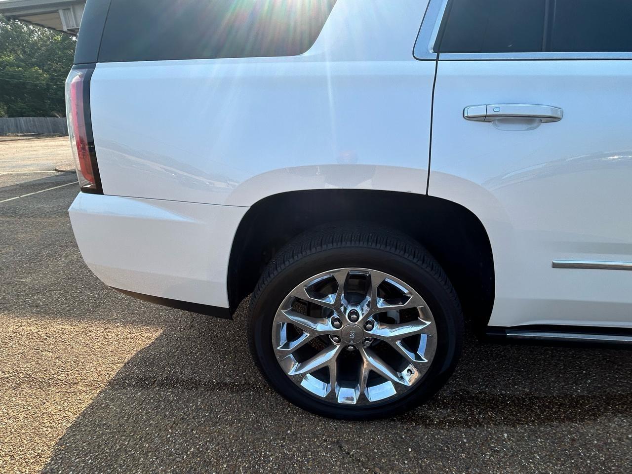 GMC Yukon 4WD 4dr Denali 2016