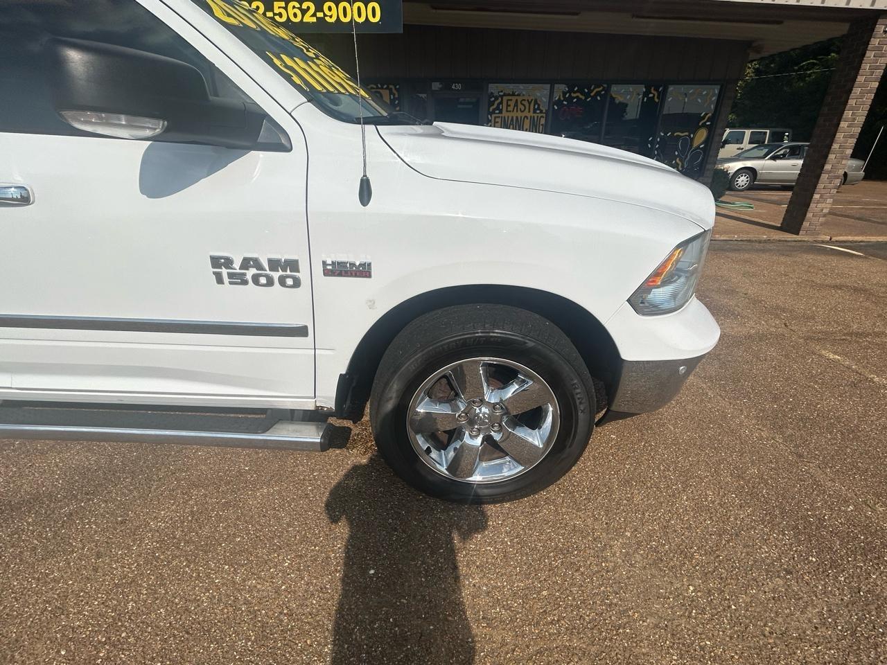 RAM 1500 4WD Quad Cab 140.5" Big Horn 2016