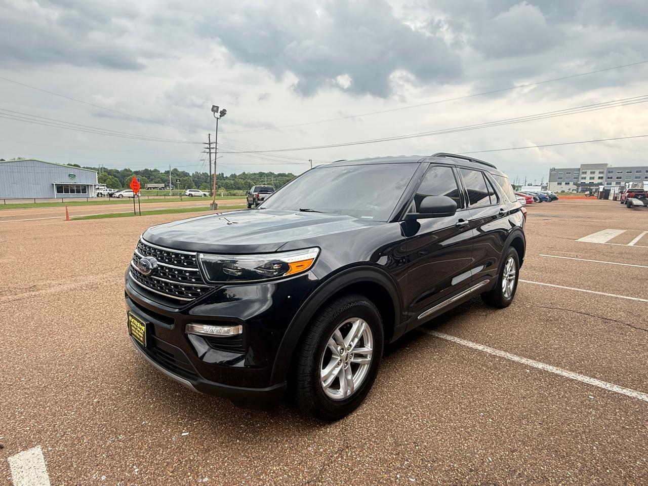 Ford Explorer XLT 4WD 2023