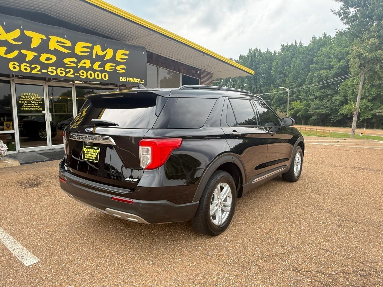 Ford Explorer XLT 4WD 2023