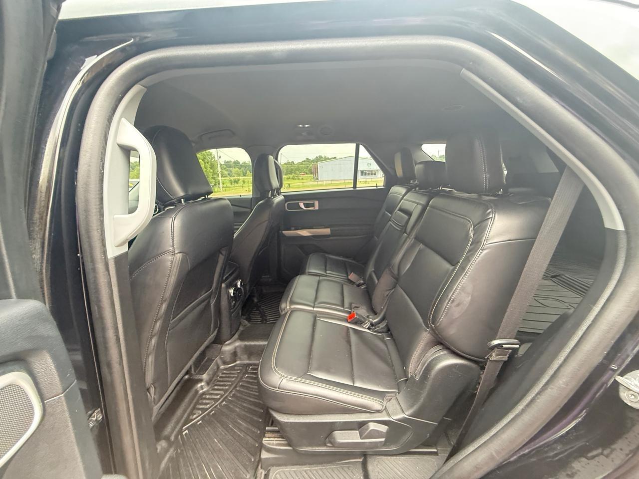 Ford Explorer XLT 4WD 2023