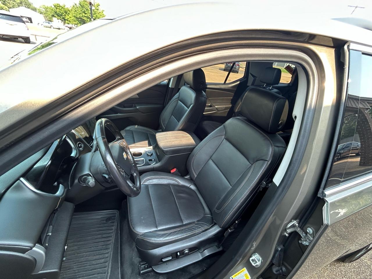 Chevrolet Traverse AWD 4dr LT Leather 2020