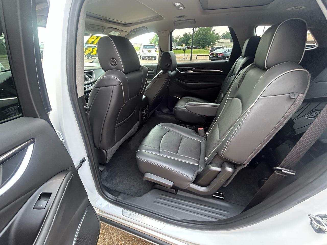 Buick Enclave FWD 4dr Avenir 2019