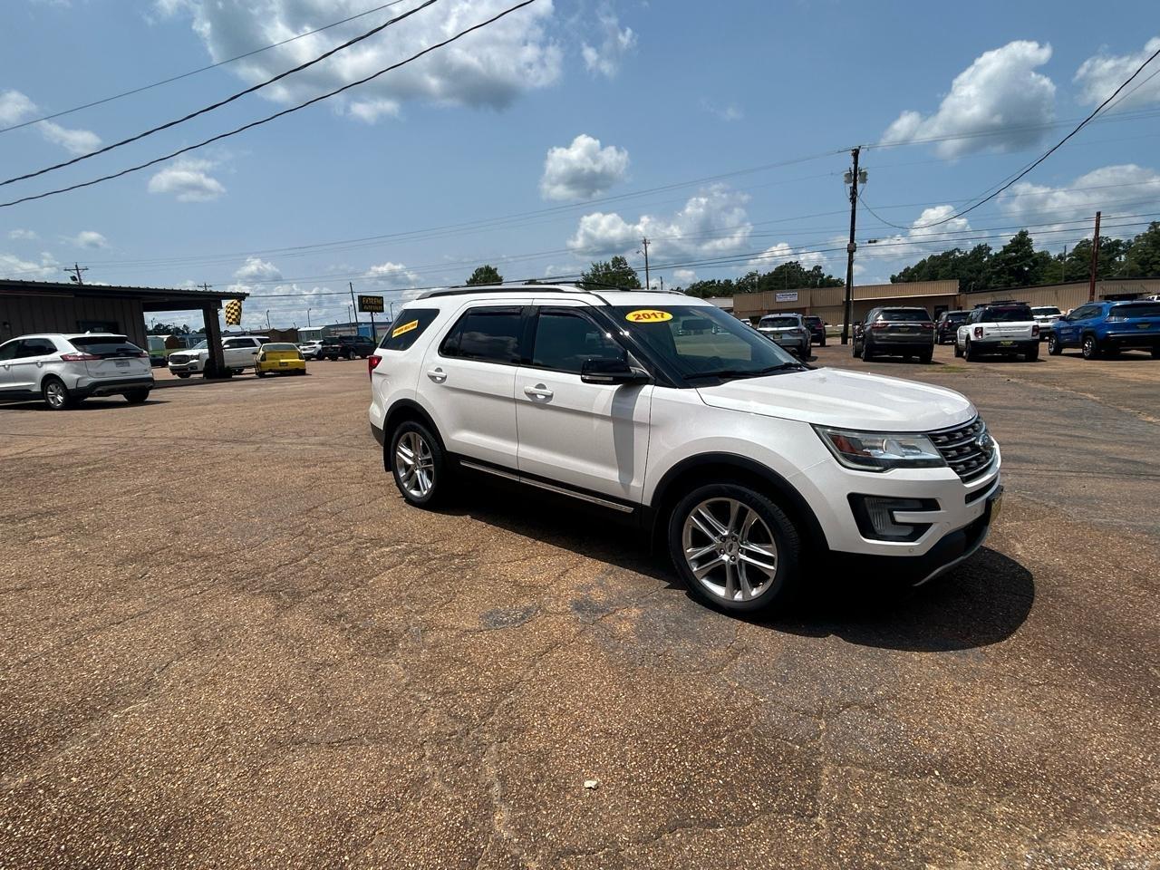 Ford Explorer XLT 4WD 2017