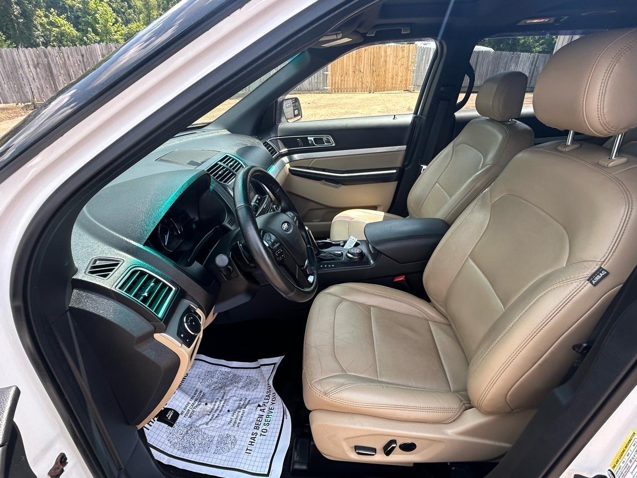 Ford Explorer XLT 4WD 2017