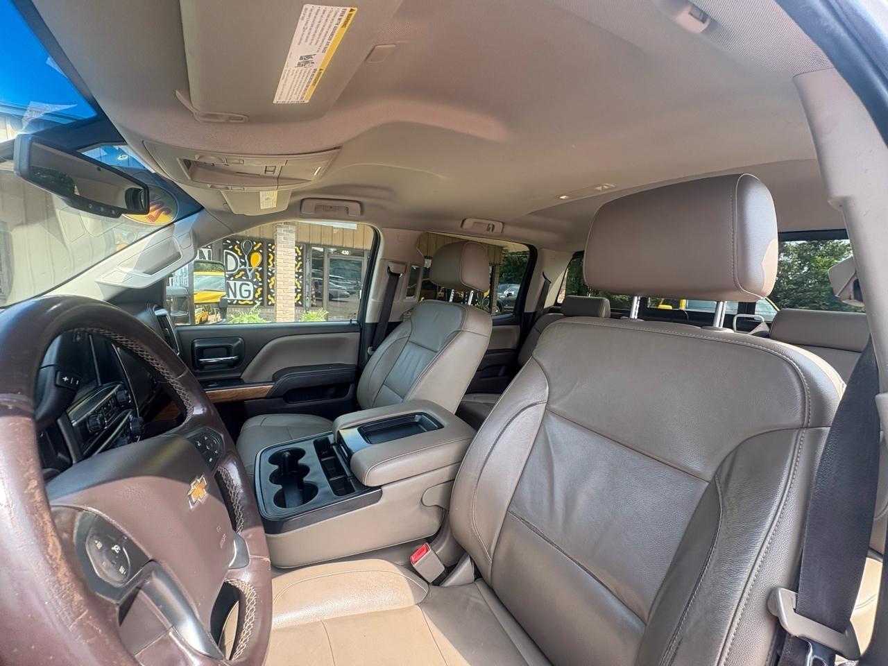 Chevrolet Silverado 1500 4WD Crew Cab 143.5" LTZ w/1LZ 2018