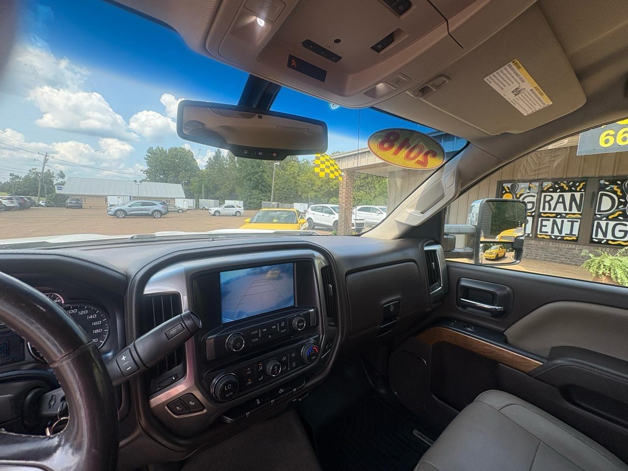 Chevrolet Silverado 1500 4WD Crew Cab 143.5" LTZ w/1LZ 2018