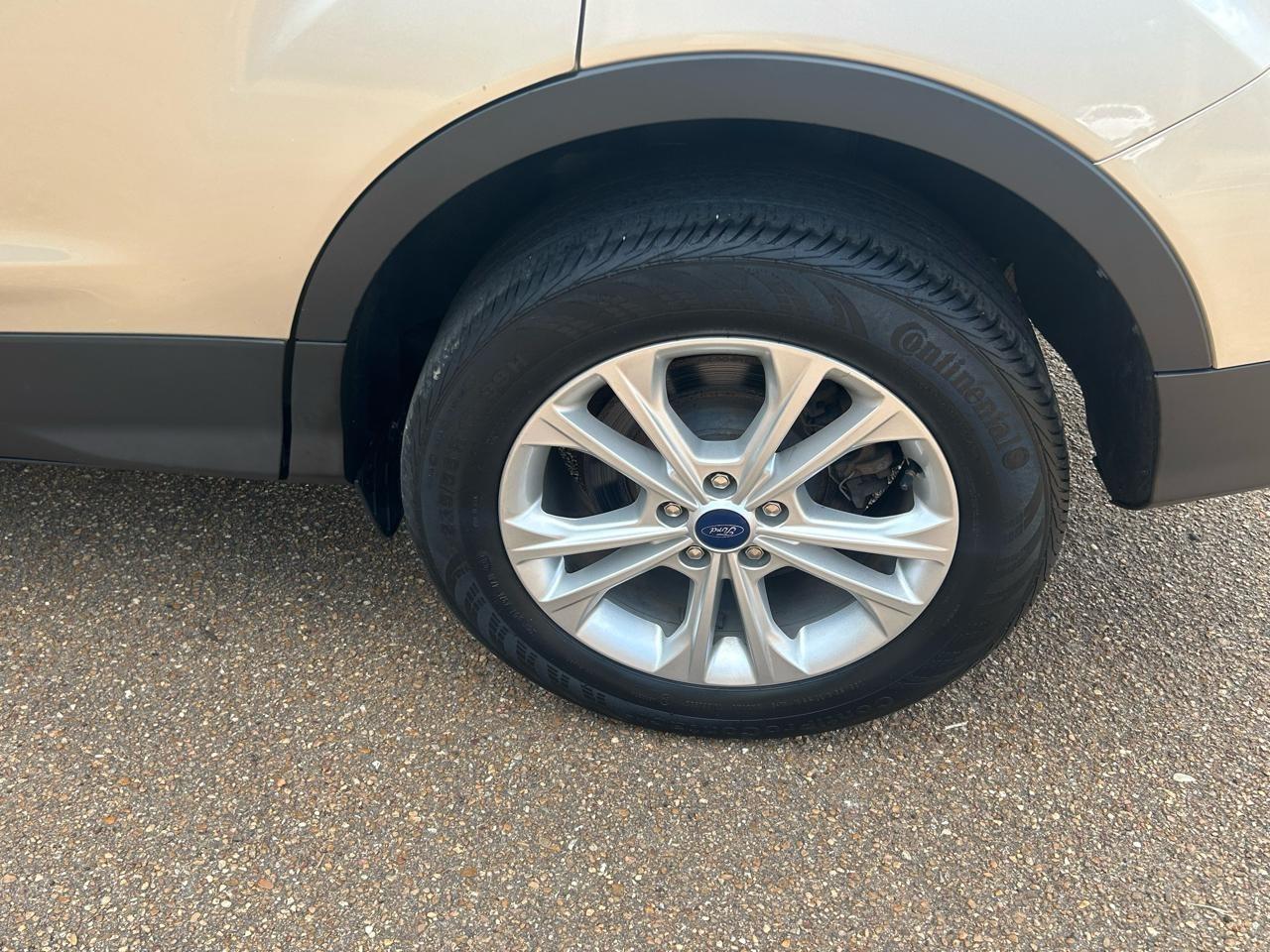 Ford Escape SEL 4WD 2018