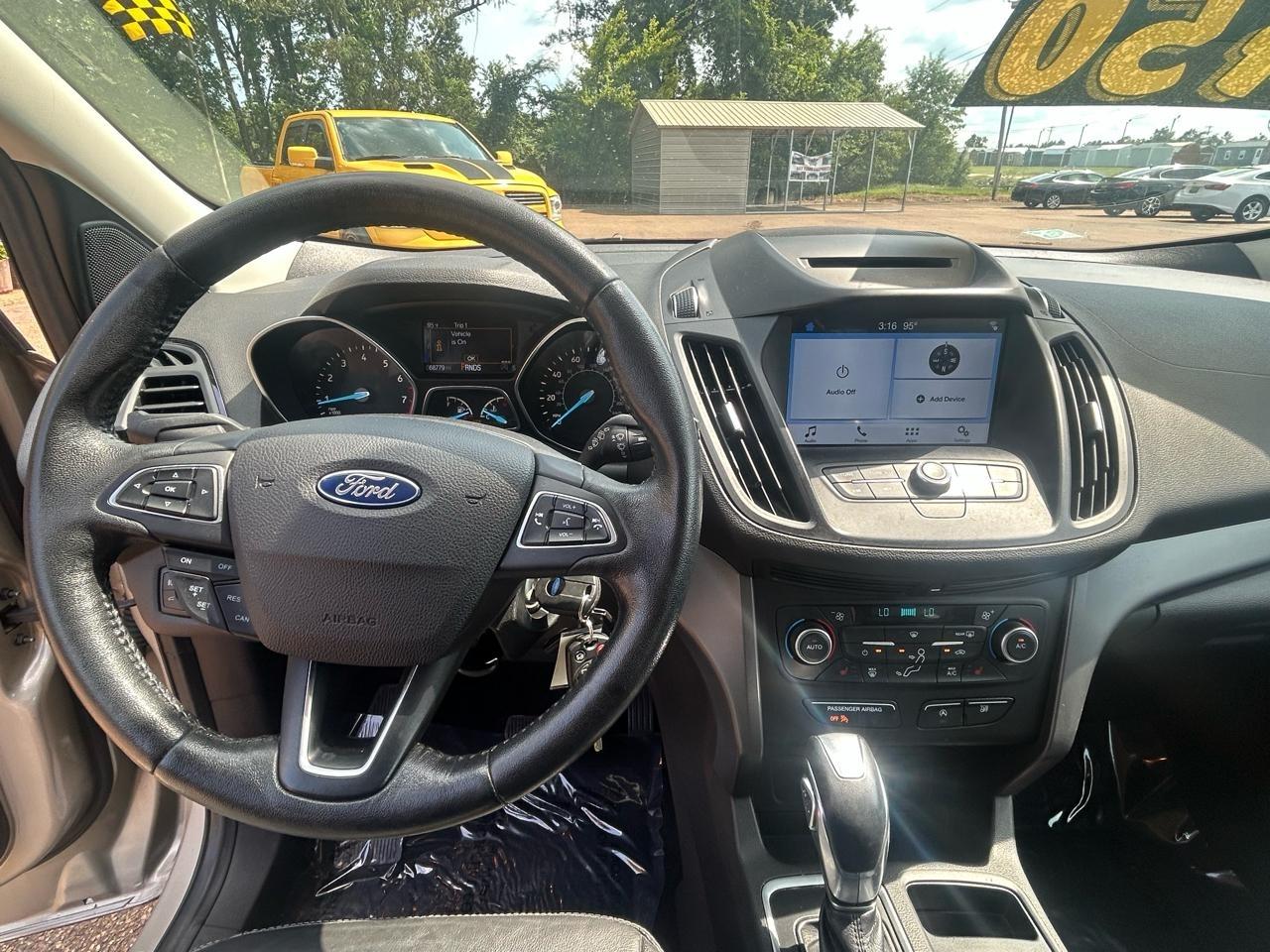Ford Escape SEL 4WD 2018