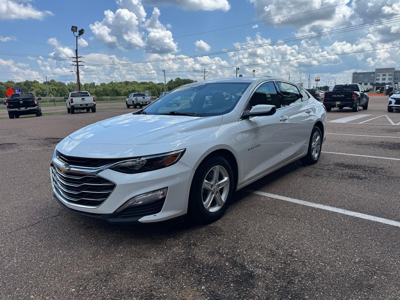 Chevrolet Malibu 4dr Sdn LS w/1FL 2023