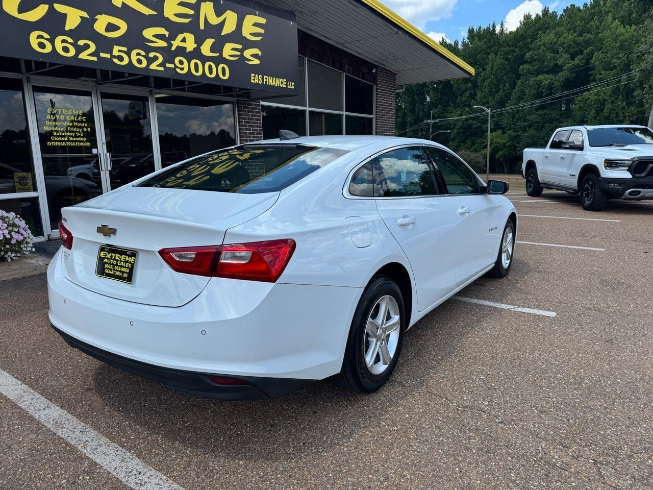 Chevrolet Malibu 4dr Sdn LS w/1FL 2023