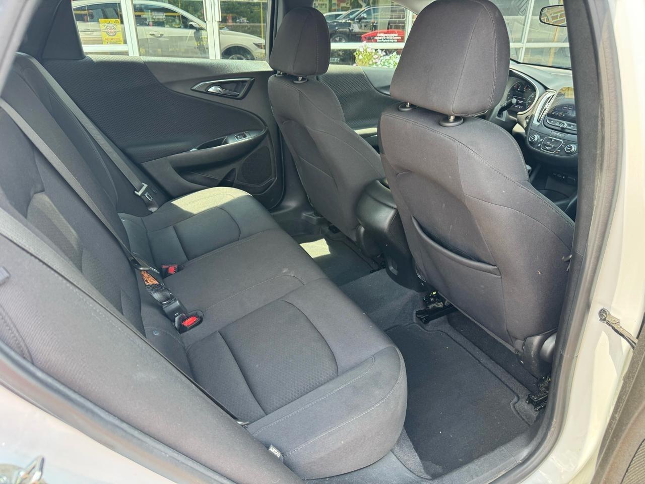 Chevrolet Malibu 4dr Sdn LS w/1FL 2023