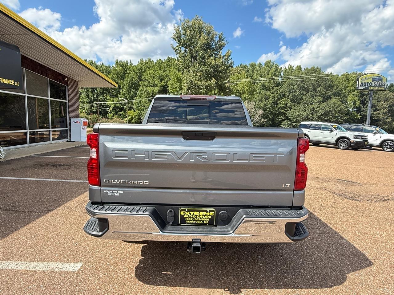 Chevrolet Silverado 1500 2WD Crew Cab 147" LT 2020
