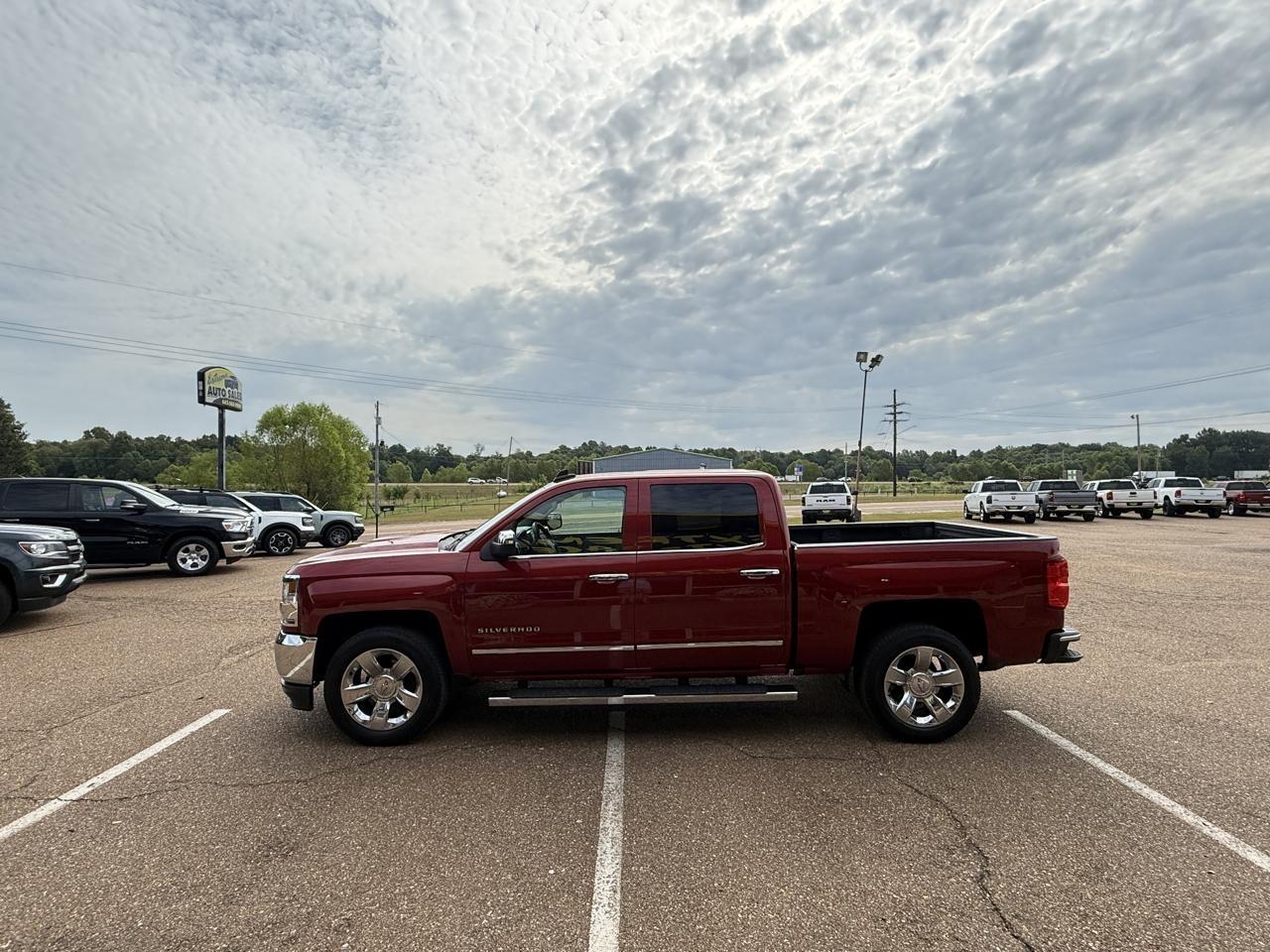 Chevrolet Silverado 1500 2WD Crew Cab 143.5" LTZ w/1LZ 2018