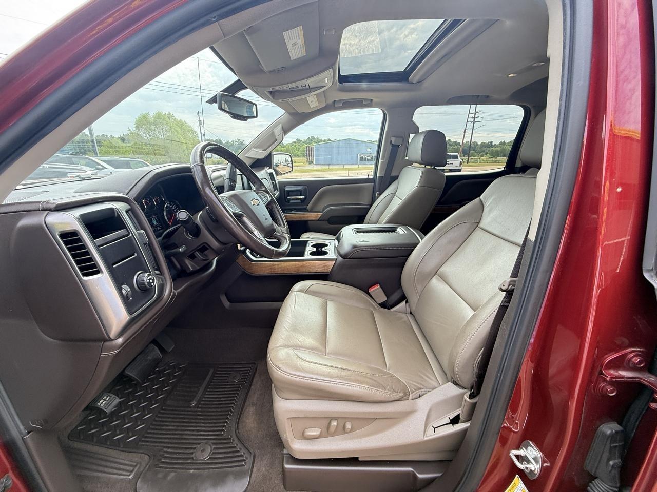 Chevrolet Silverado 1500 2WD Crew Cab 143.5" LTZ w/1LZ 2018