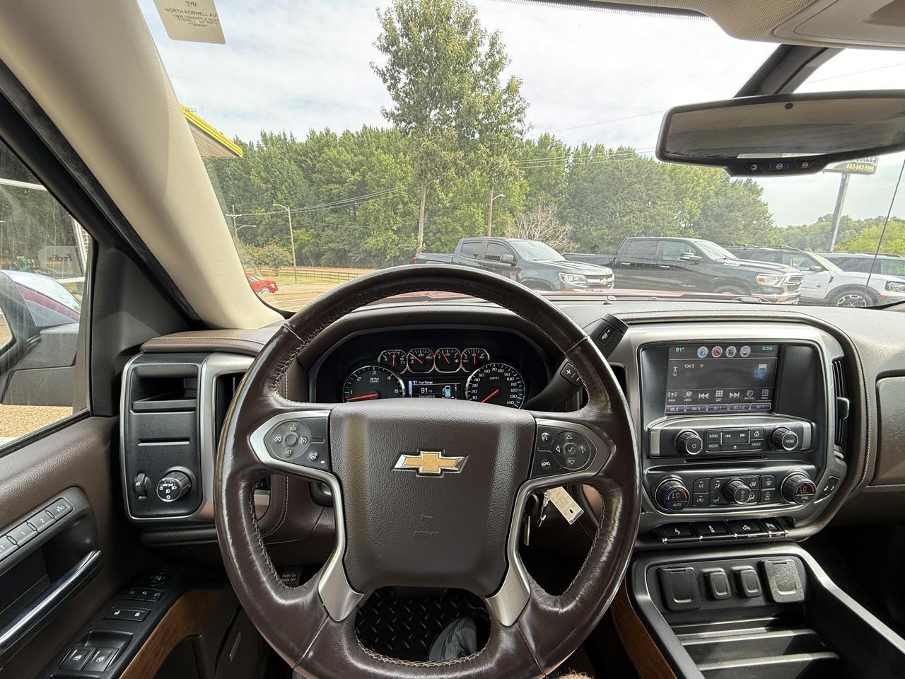 Chevrolet Silverado 1500 2WD Crew Cab 143.5" LTZ w/1LZ 2018