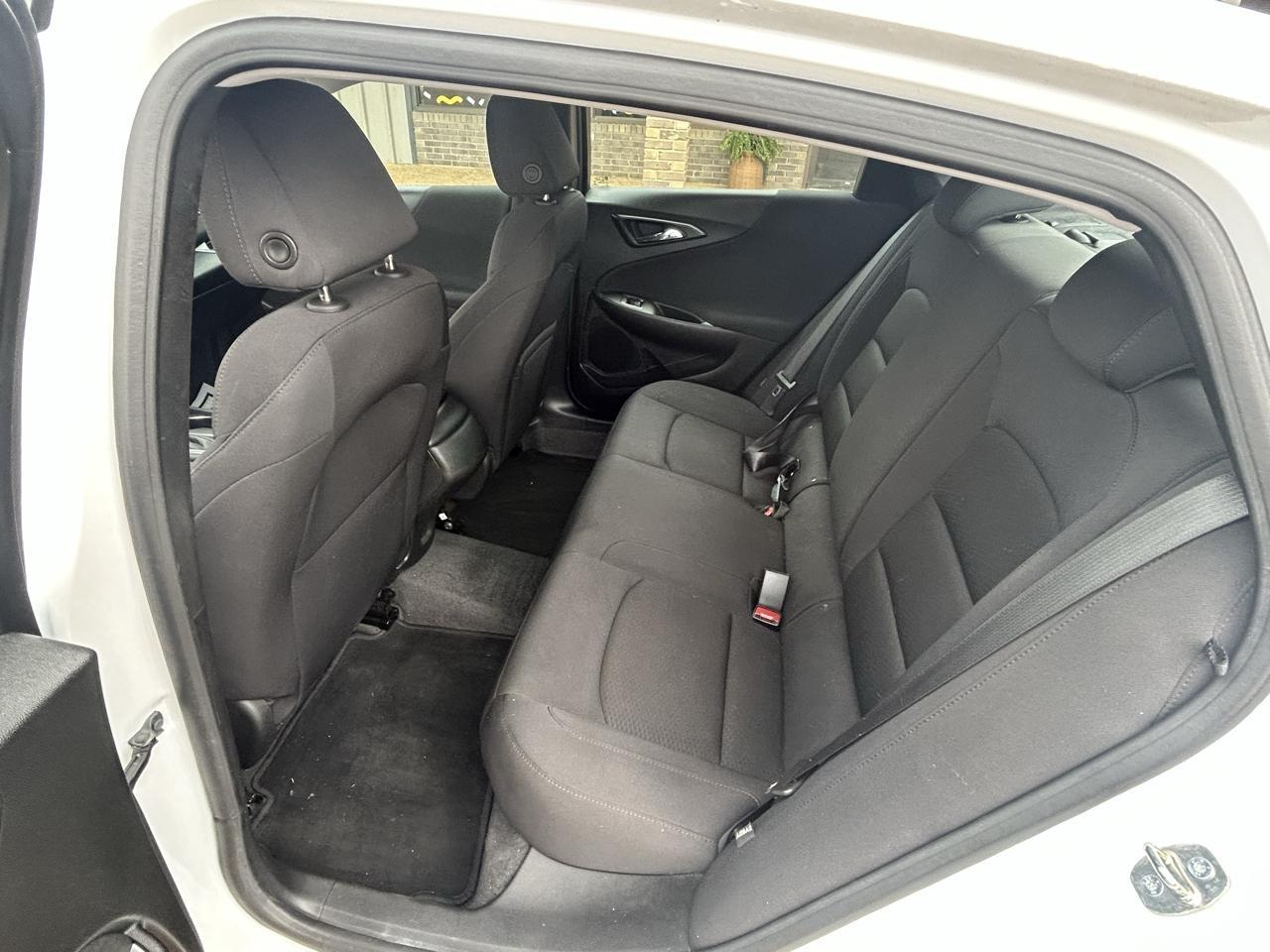 Chevrolet Malibu 4dr Sdn LS w/1FL 2023