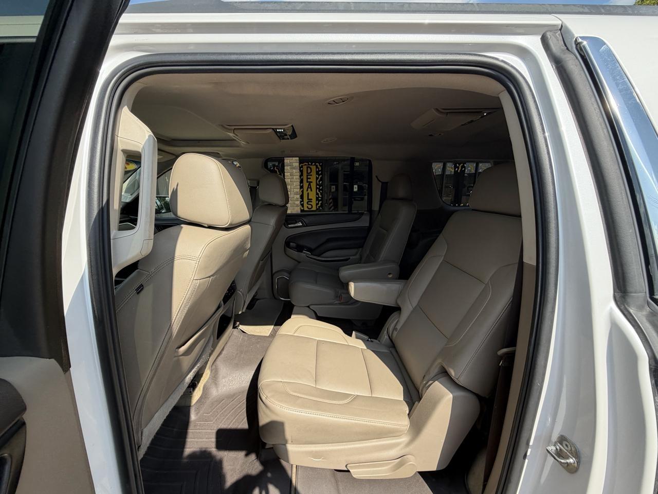 Chevrolet Suburban 2WD 4dr 1500 LT 2017