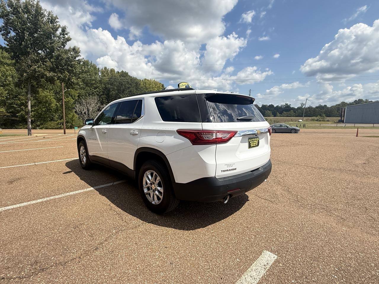 Chevrolet Traverse FWD 4dr LT Cloth w/1LT 2020