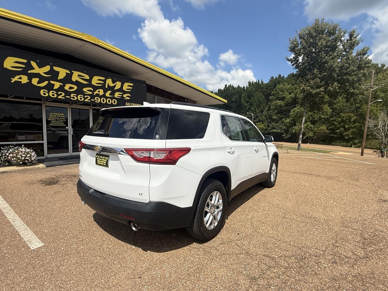 Chevrolet Traverse FWD 4dr LT Cloth w/1LT 2020