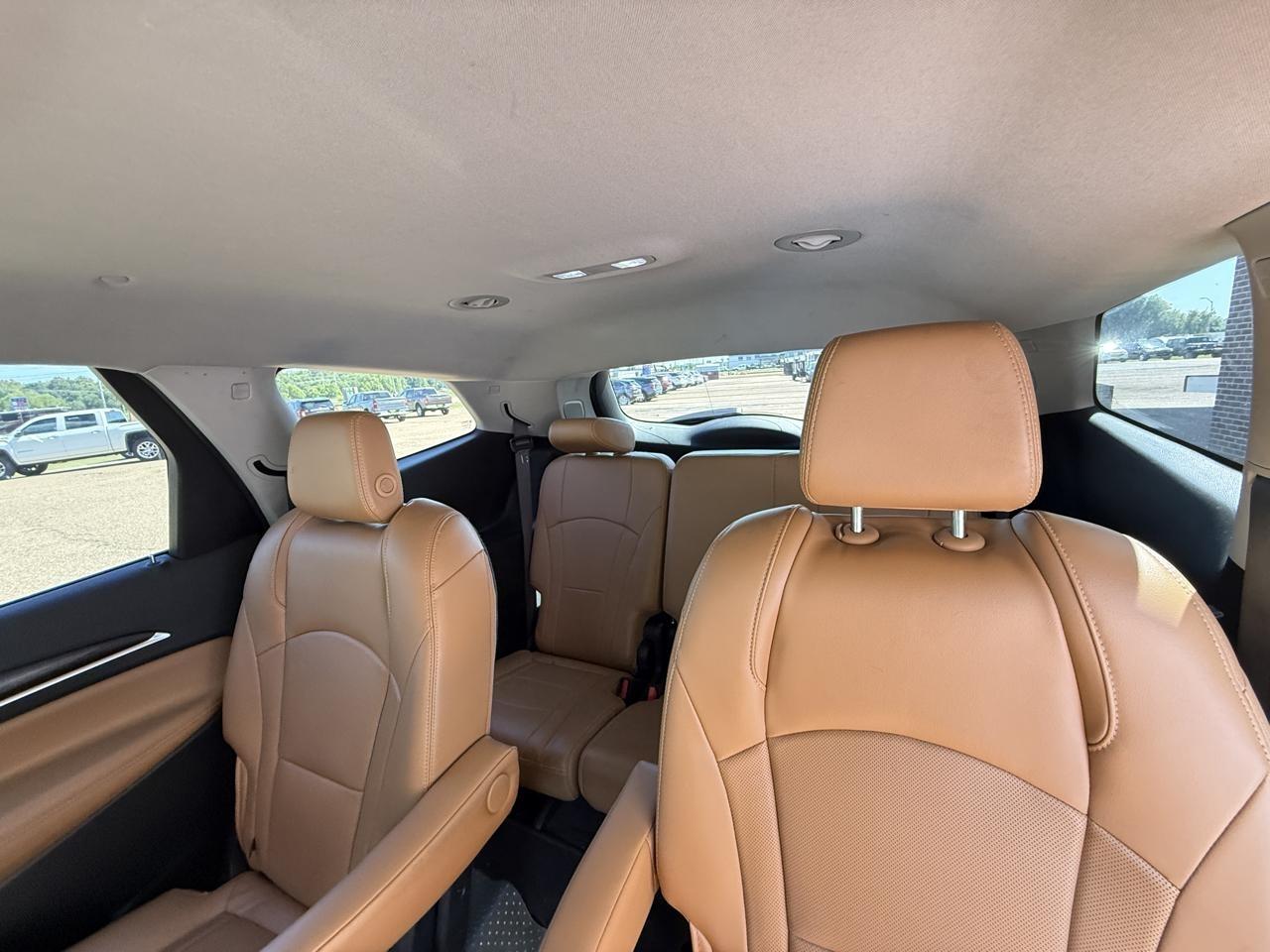 Buick Enclave FWD 4dr Premium 2018