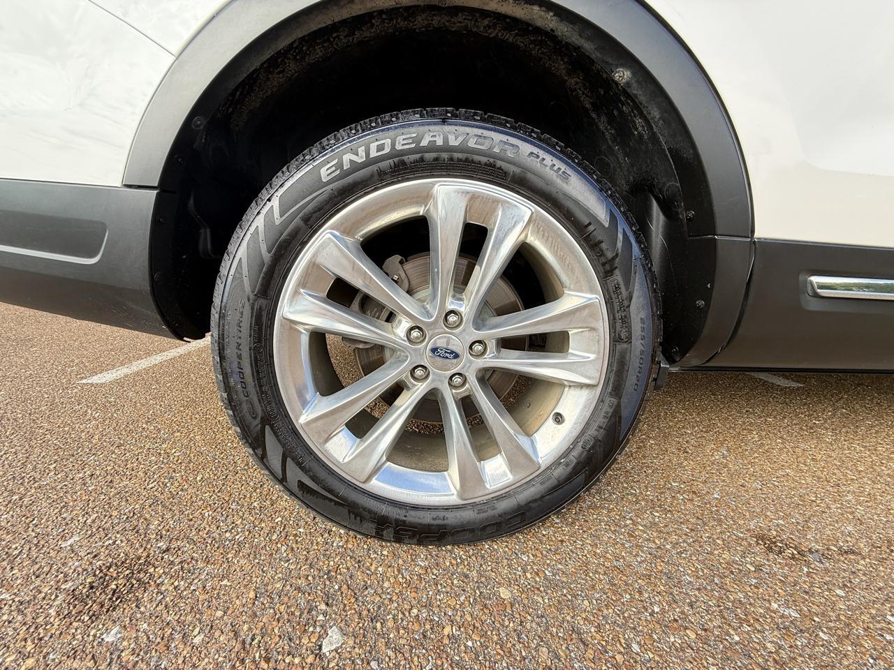 Ford Explorer XLT 4WD 2019