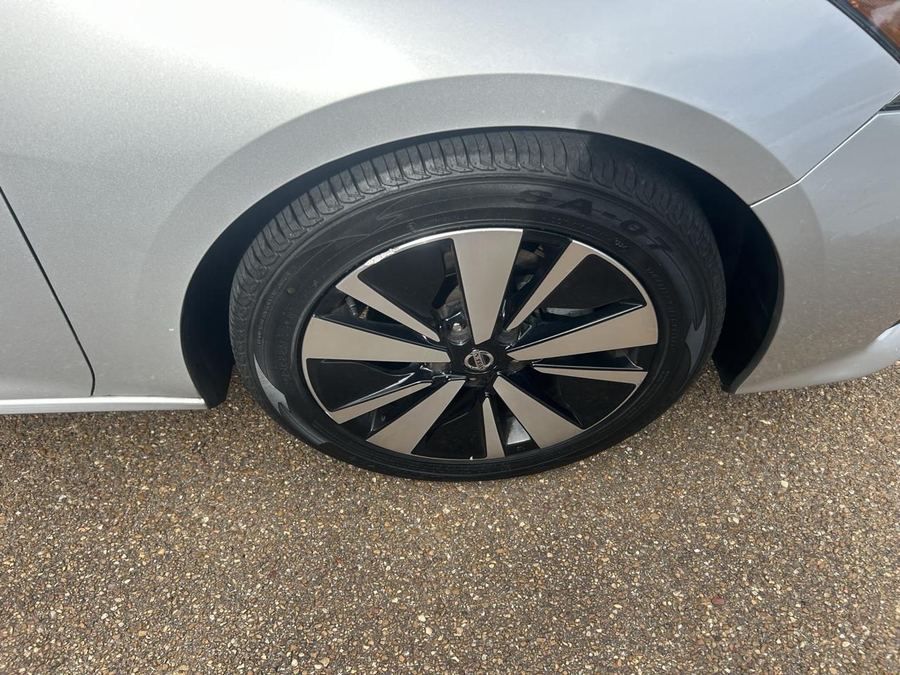 Nissan Altima 2.5 SL Sedan 2019