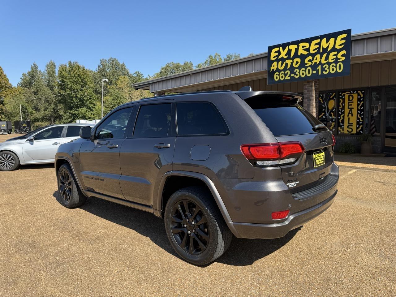 Jeep Grand Cherokee Laredo X 4x4 2021