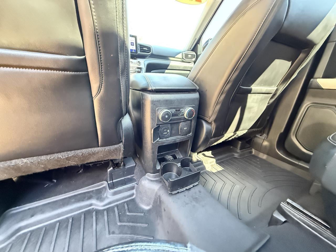 Ford Explorer XLT 4WD 2022