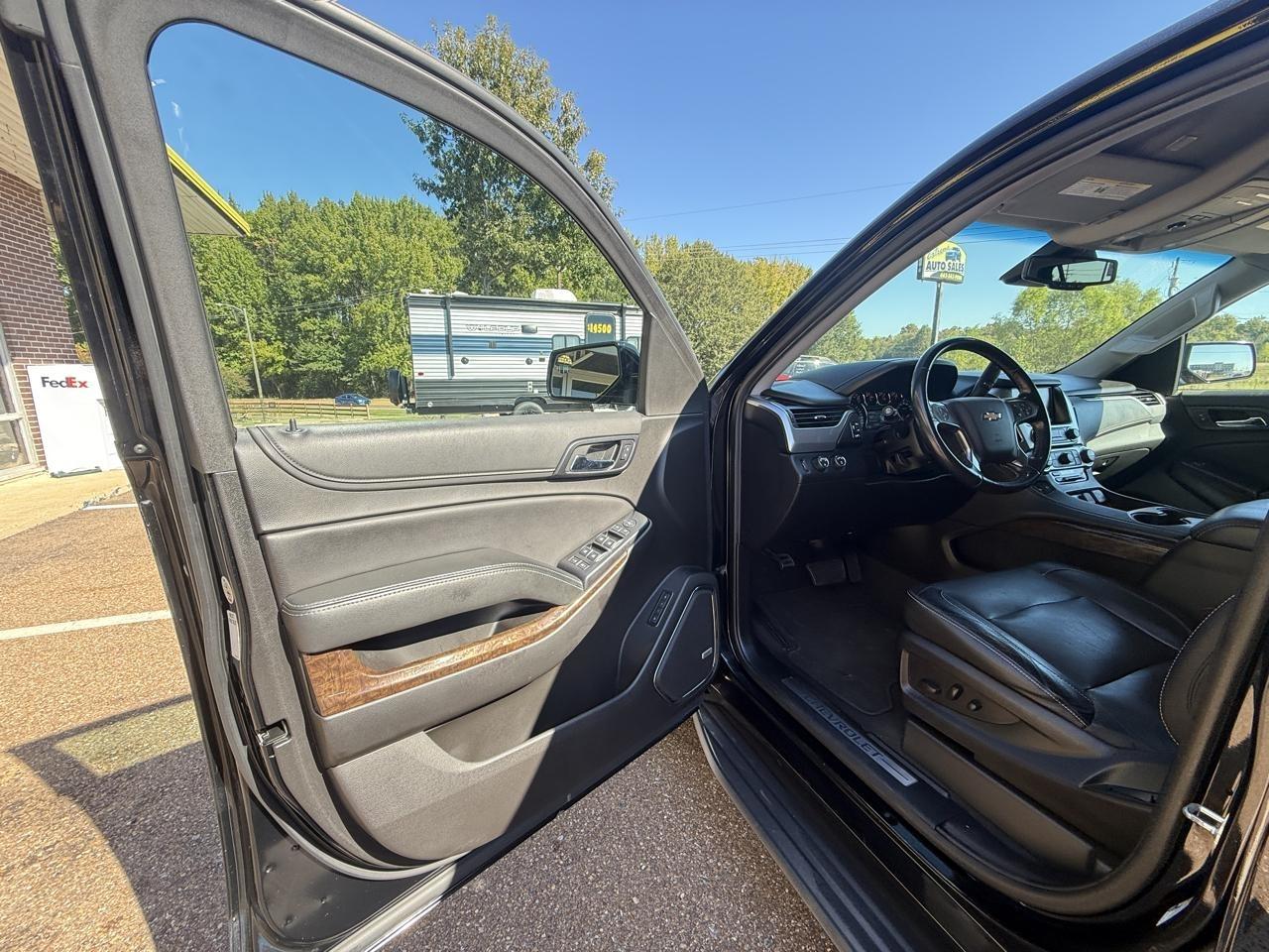 Chevrolet Tahoe 4WD 4dr LT 2020
