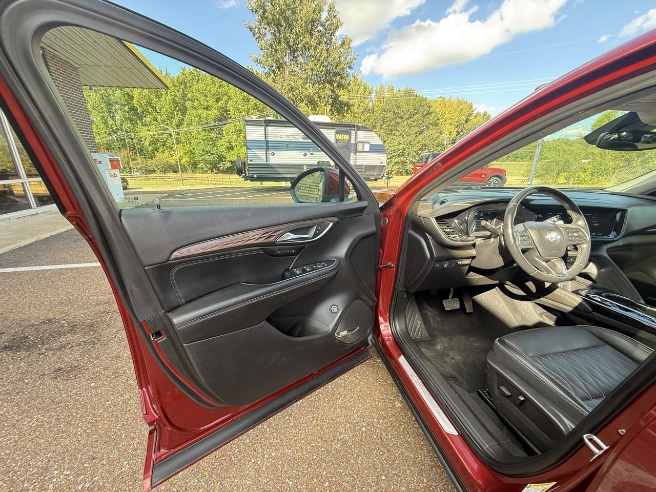 Buick Envision FWD 4dr Avenir 2022