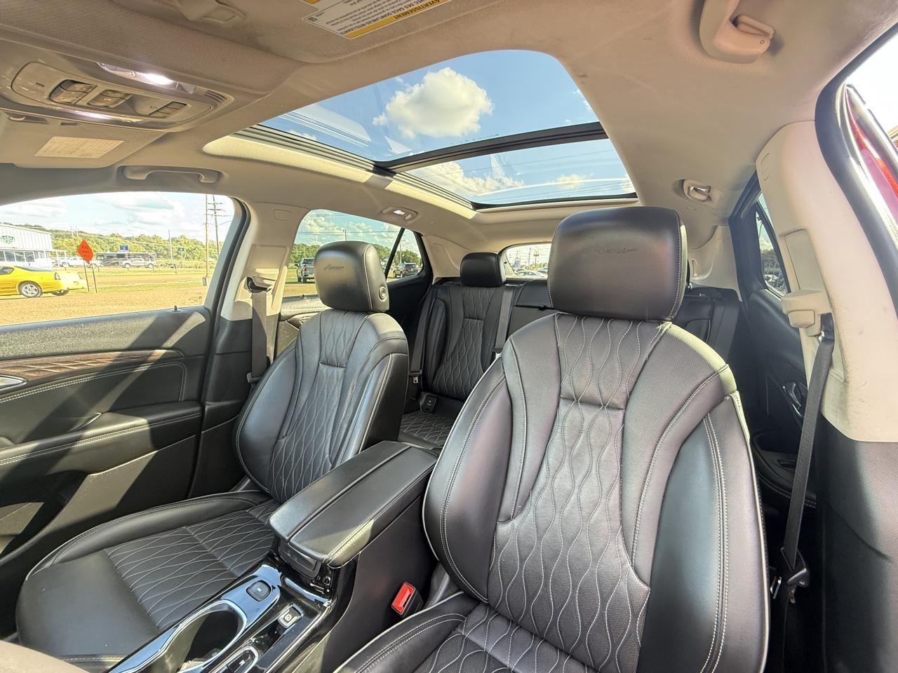 Buick Envision FWD 4dr Avenir 2022
