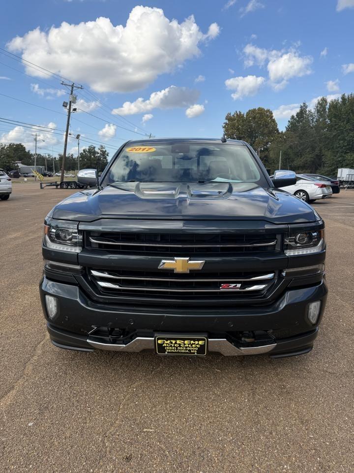 Chevrolet Silverado 1500 4WD Crew Cab 143.5" LTZ w/2LZ 2017