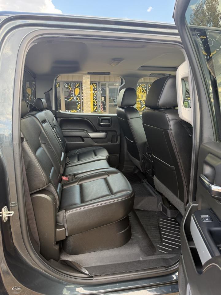 Chevrolet Silverado 1500 4WD Crew Cab 143.5" LTZ w/2LZ 2017
