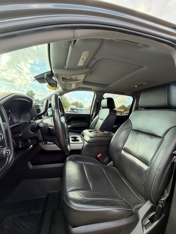 Chevrolet Silverado 1500 4WD Crew Cab 143.5" LTZ w/2LZ 2017