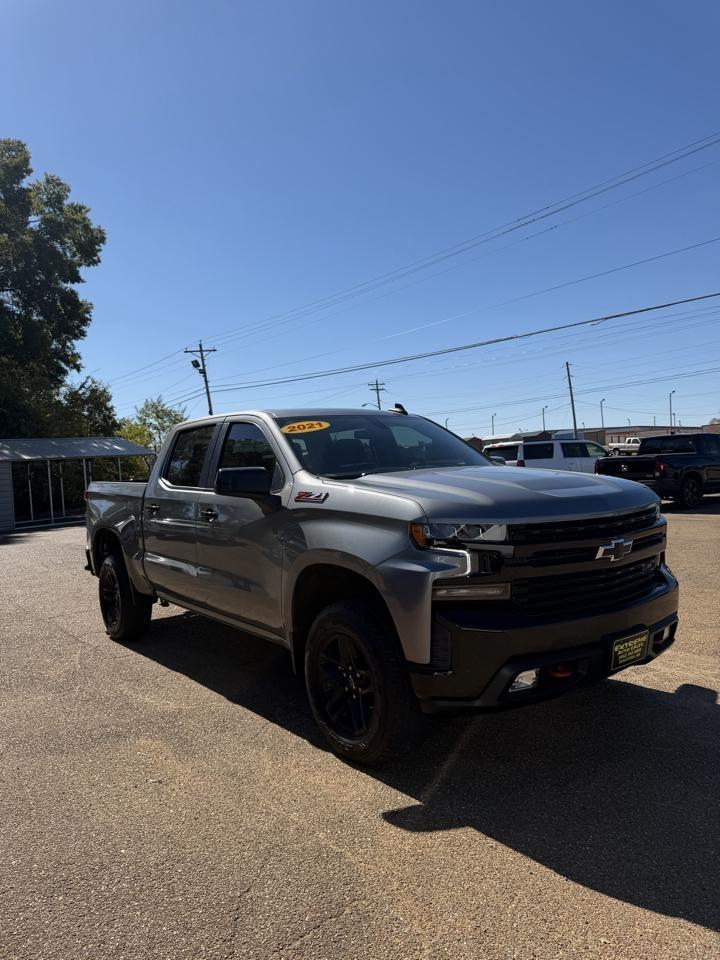 Chevrolet Silverado 1500 4WD Crew Cab 147" LT Trail Boss 2021