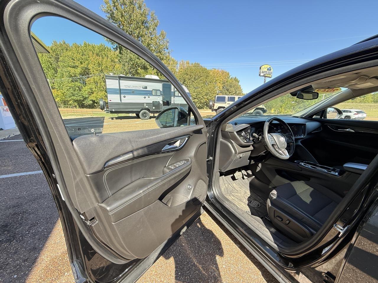 Buick Envision FWD 4dr Preferred 2023