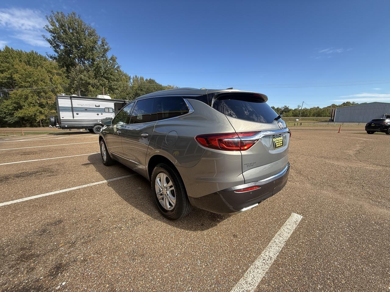 Buick Enclave FWD 4dr Essence 2019