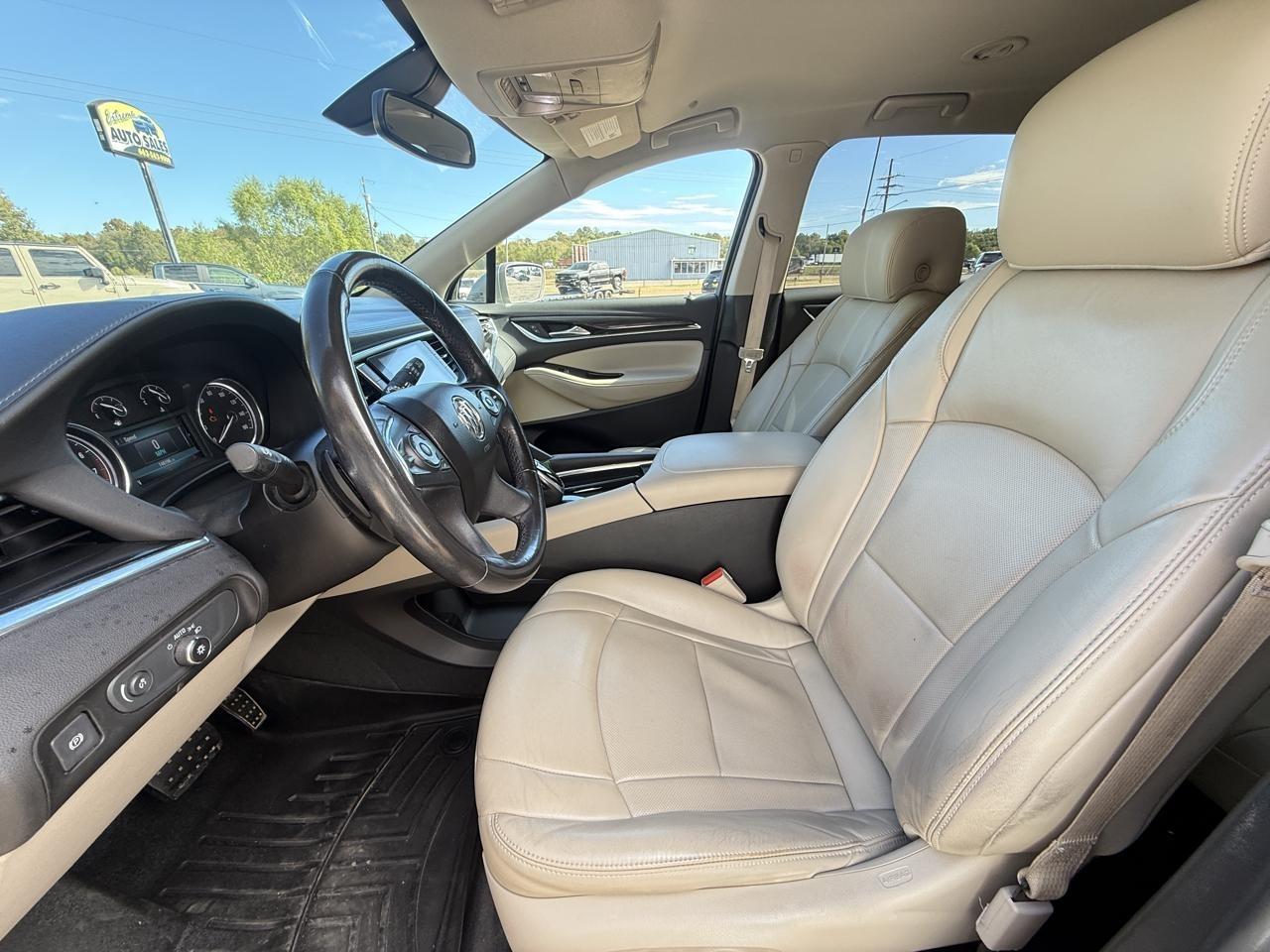 Buick Enclave FWD 4dr Essence 2019